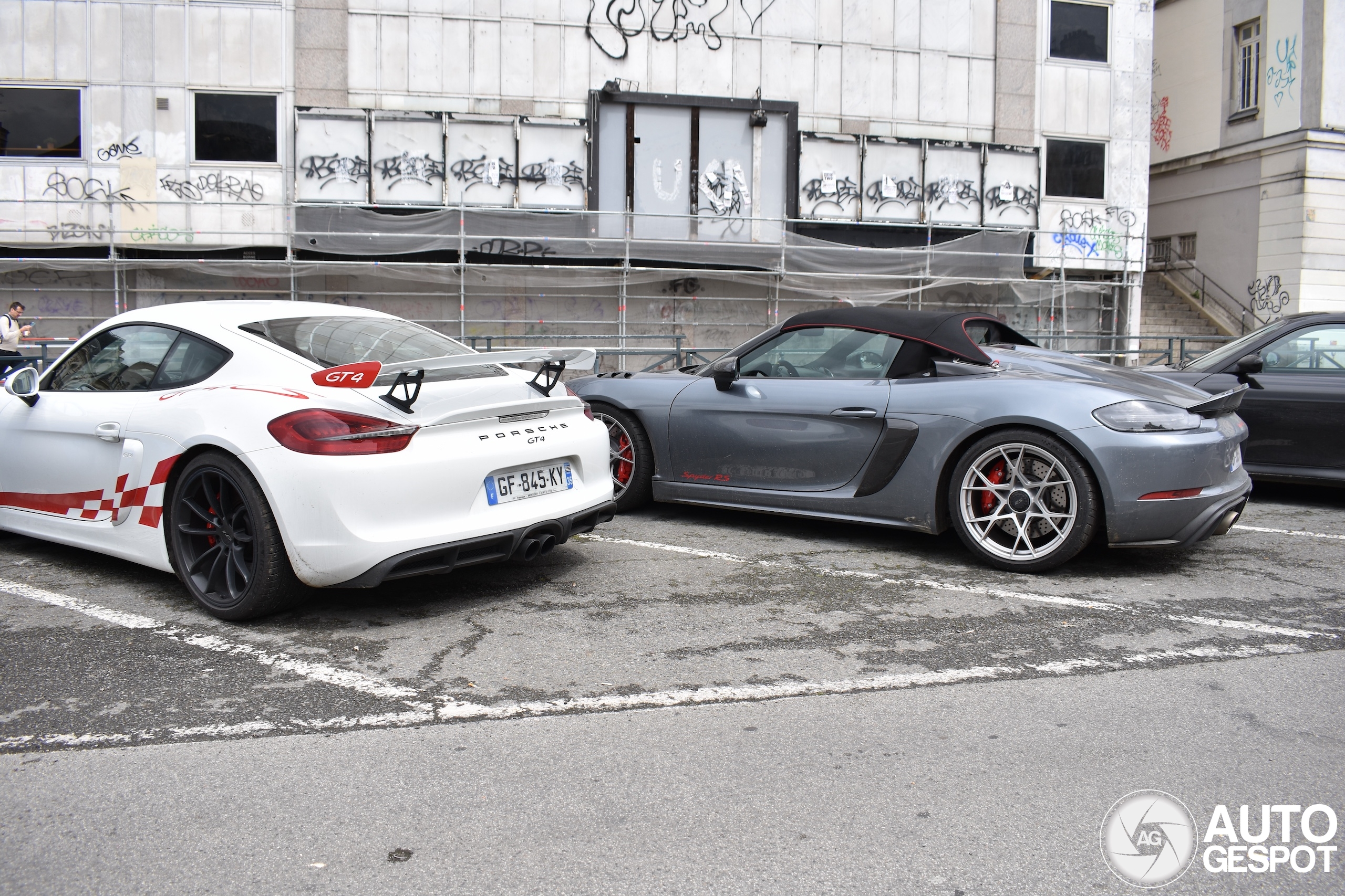 Porsche 981 Cayman GT4