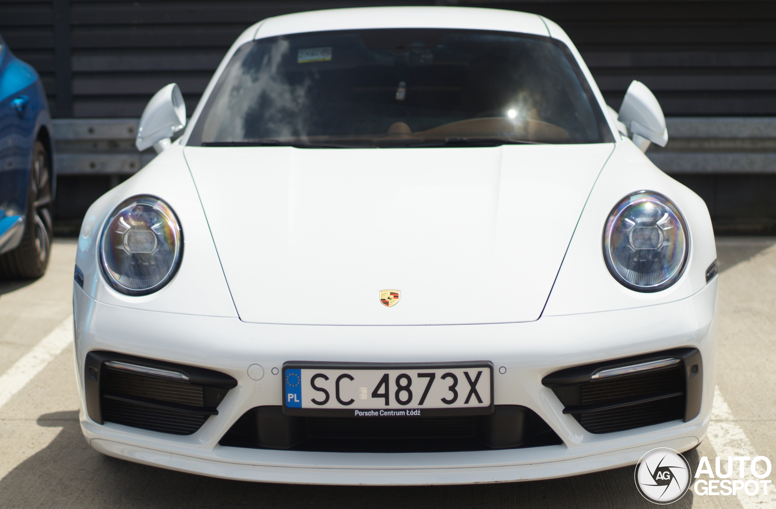 Porsche 992 Carrera 4S