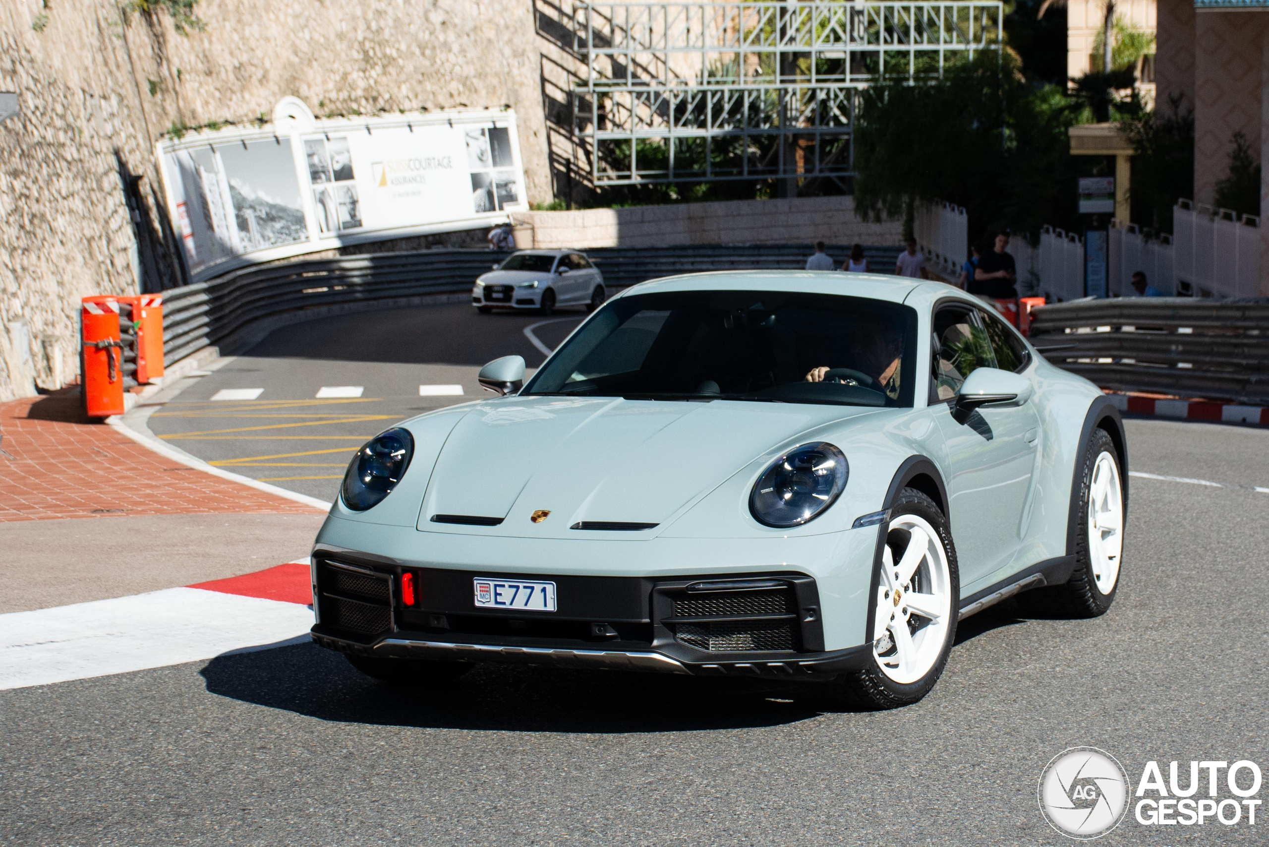 Porsche 992 Dakar