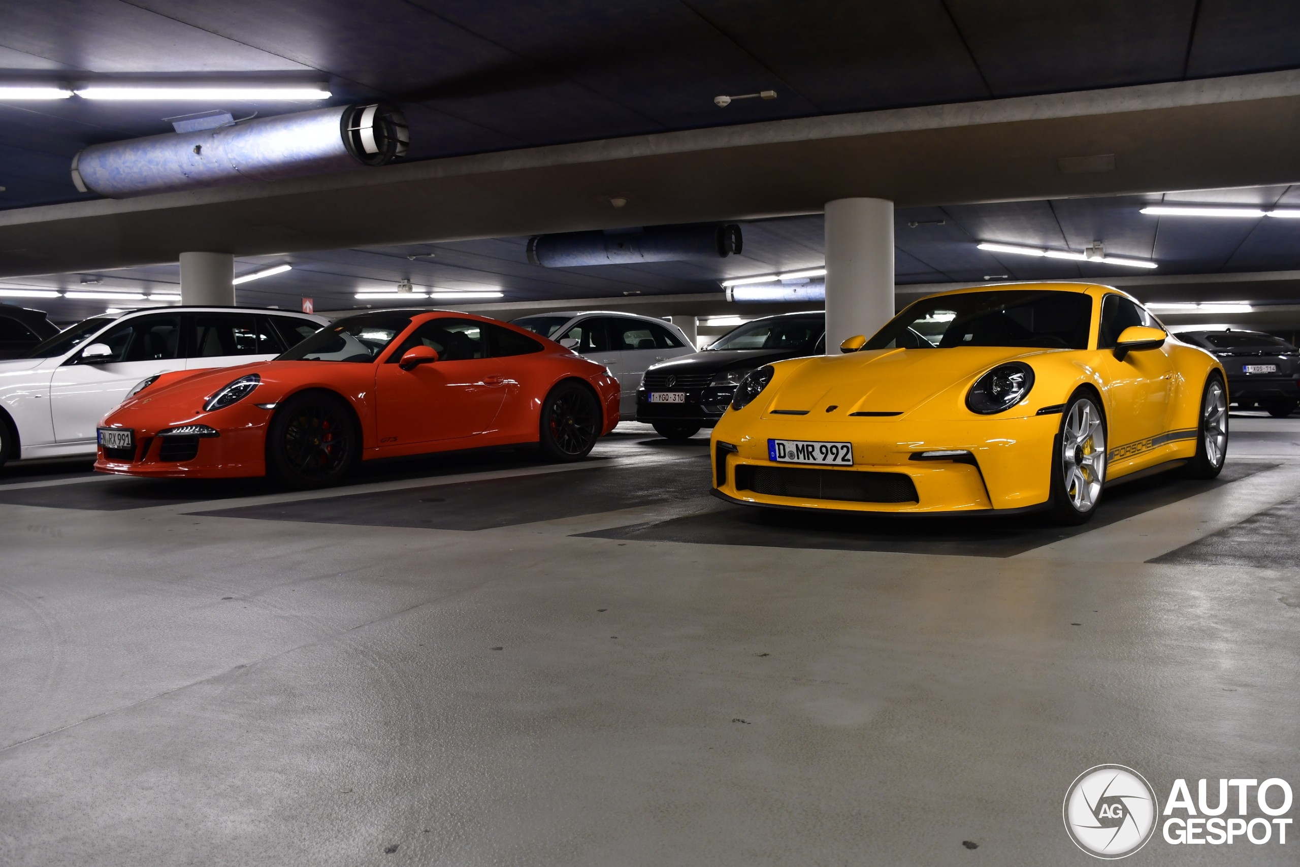 Porsche 992 GT3 Touring