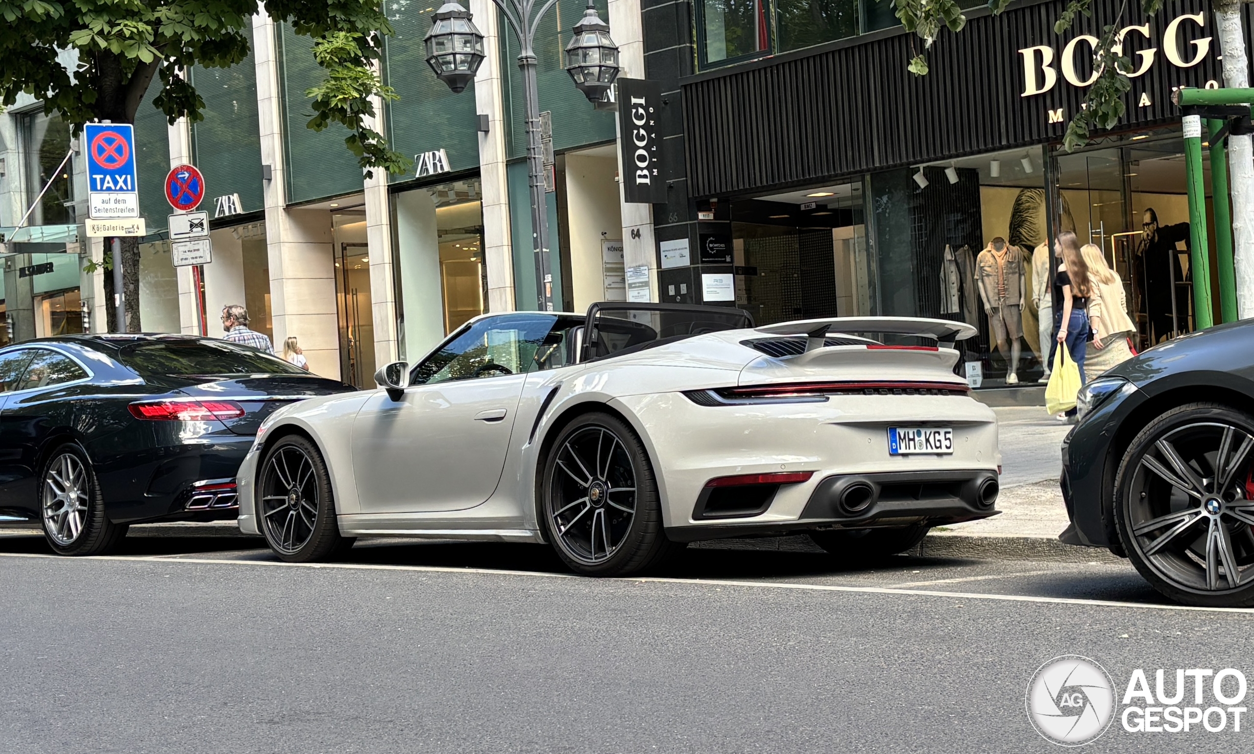 Porsche 992 Turbo S Cabriolet