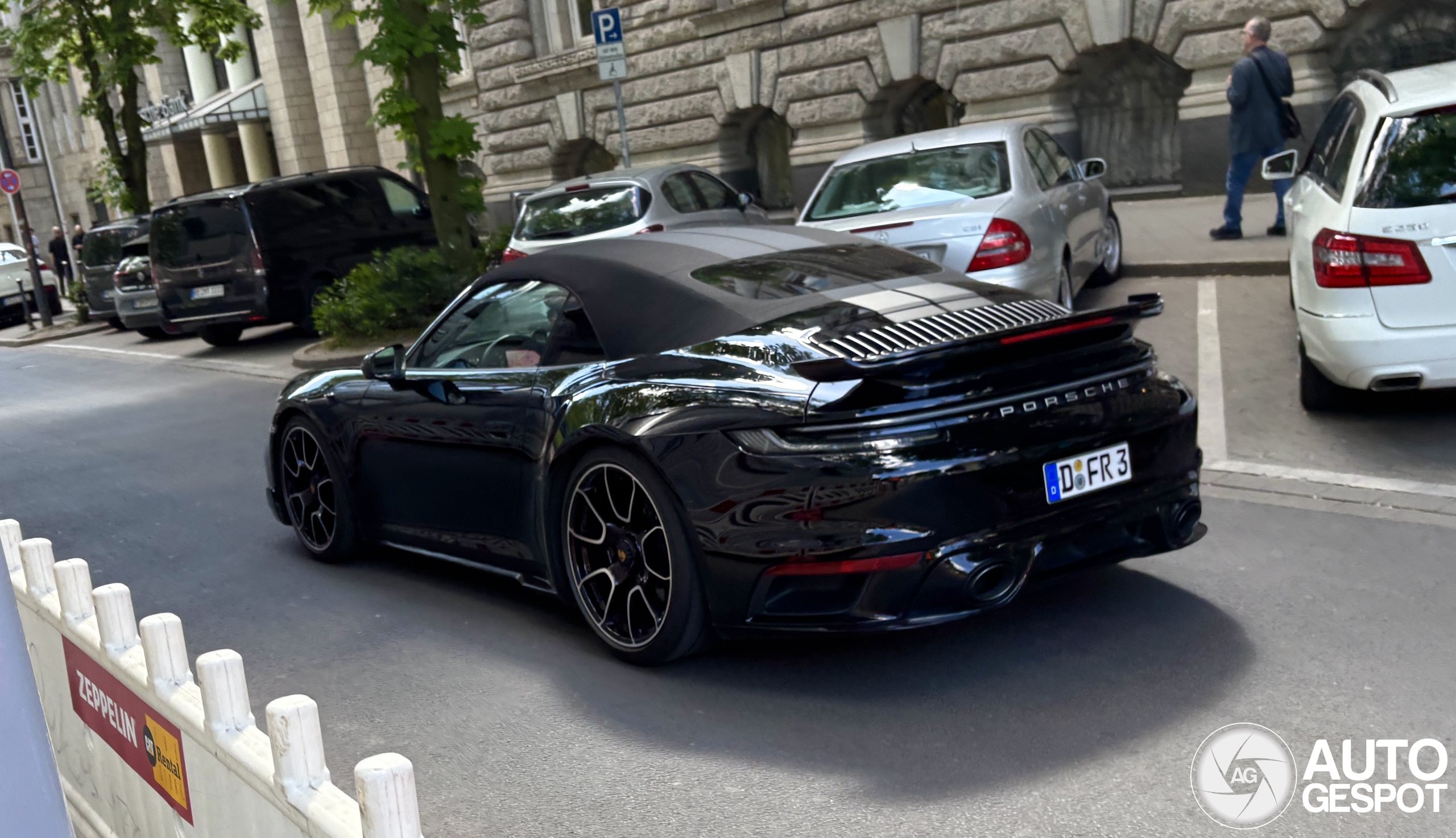 Porsche 992 Turbo S Cabriolet