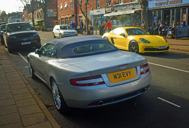 Aston Martin DB9 Volante