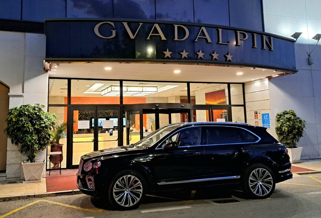Bentley Bentayga Azure