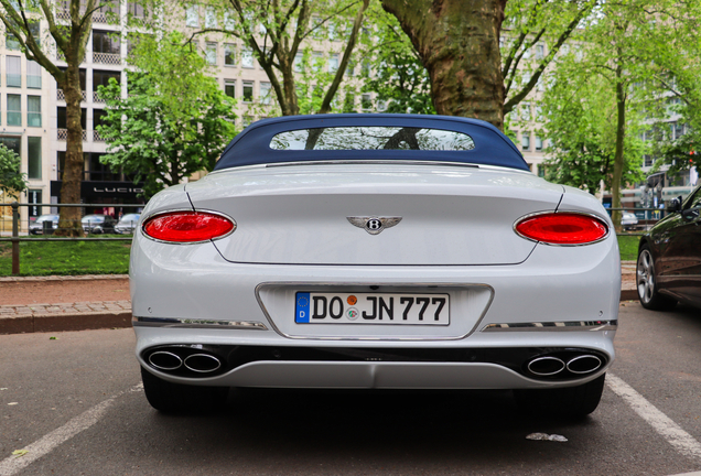 Bentley Continental GTC V8 2020