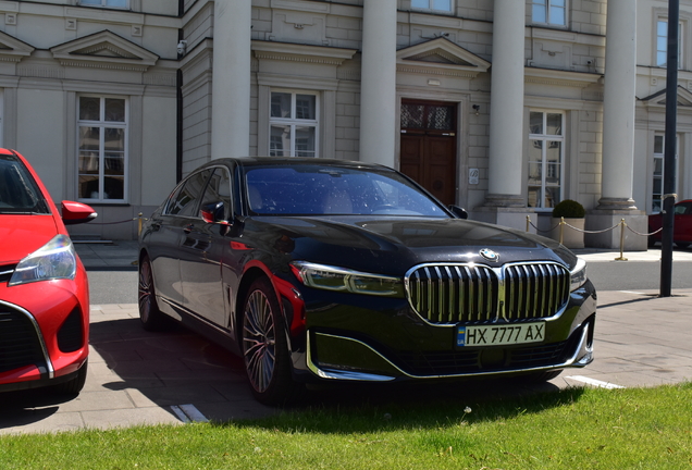 BMW M760Li xDrive 2019
