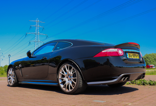 Jaguar XKR-S