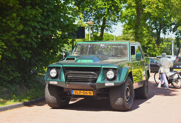 Lamborghini LM002