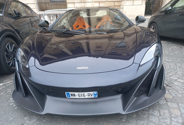 McLaren 675LT Spider Carbon Series