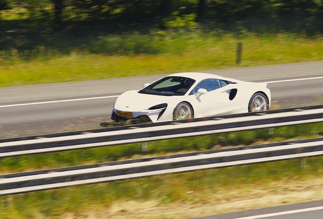 McLaren Artura