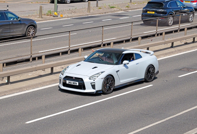 Nissan GT-R 2017