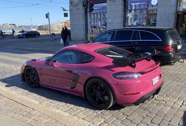 Porsche 718 Cayman GT4 RS