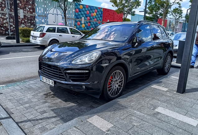 Porsche 958 Cayenne GTS