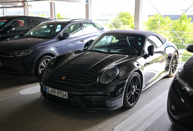 Porsche 992 Carrera GTS Cabriolet