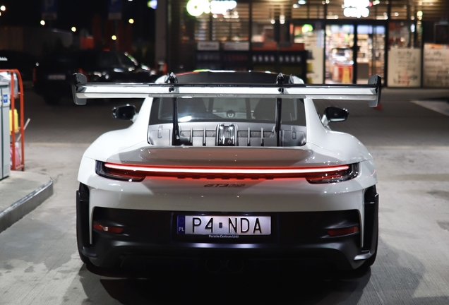 Porsche 992 GT3 RS Weissach Package