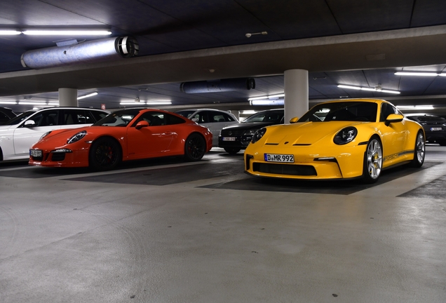 Porsche 992 GT3 Touring