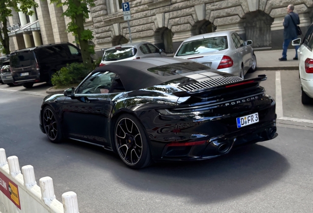 Porsche 992 Turbo S Cabriolet