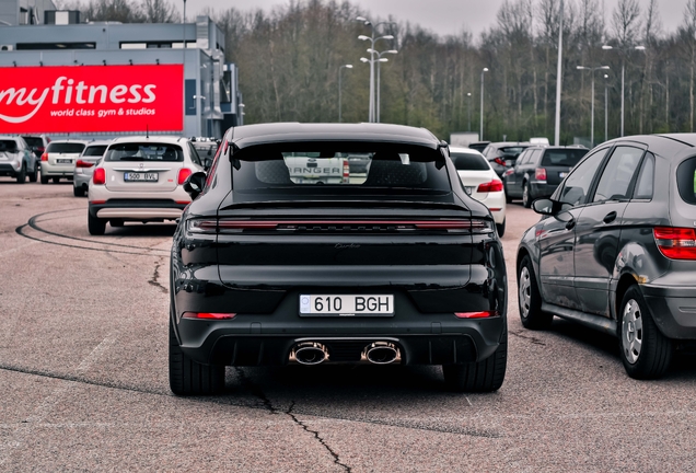 Porsche Cayenne Coupé Turbo E-Hybrid