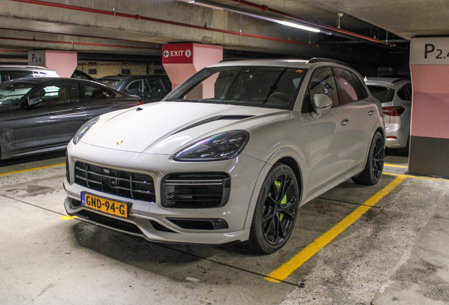 Porsche Cayenne Turbo S E-Hybrid