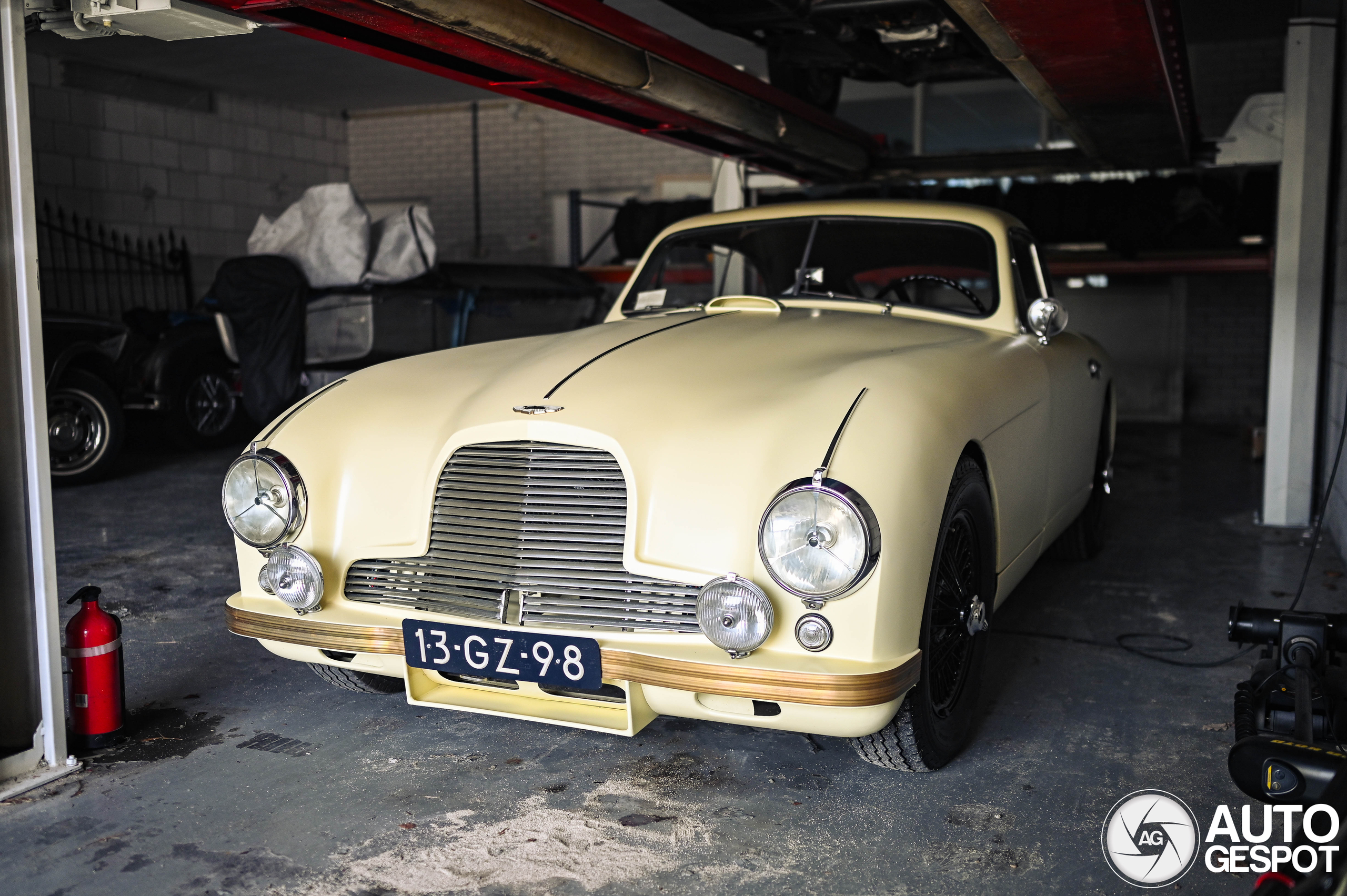 Aston Martin DB2