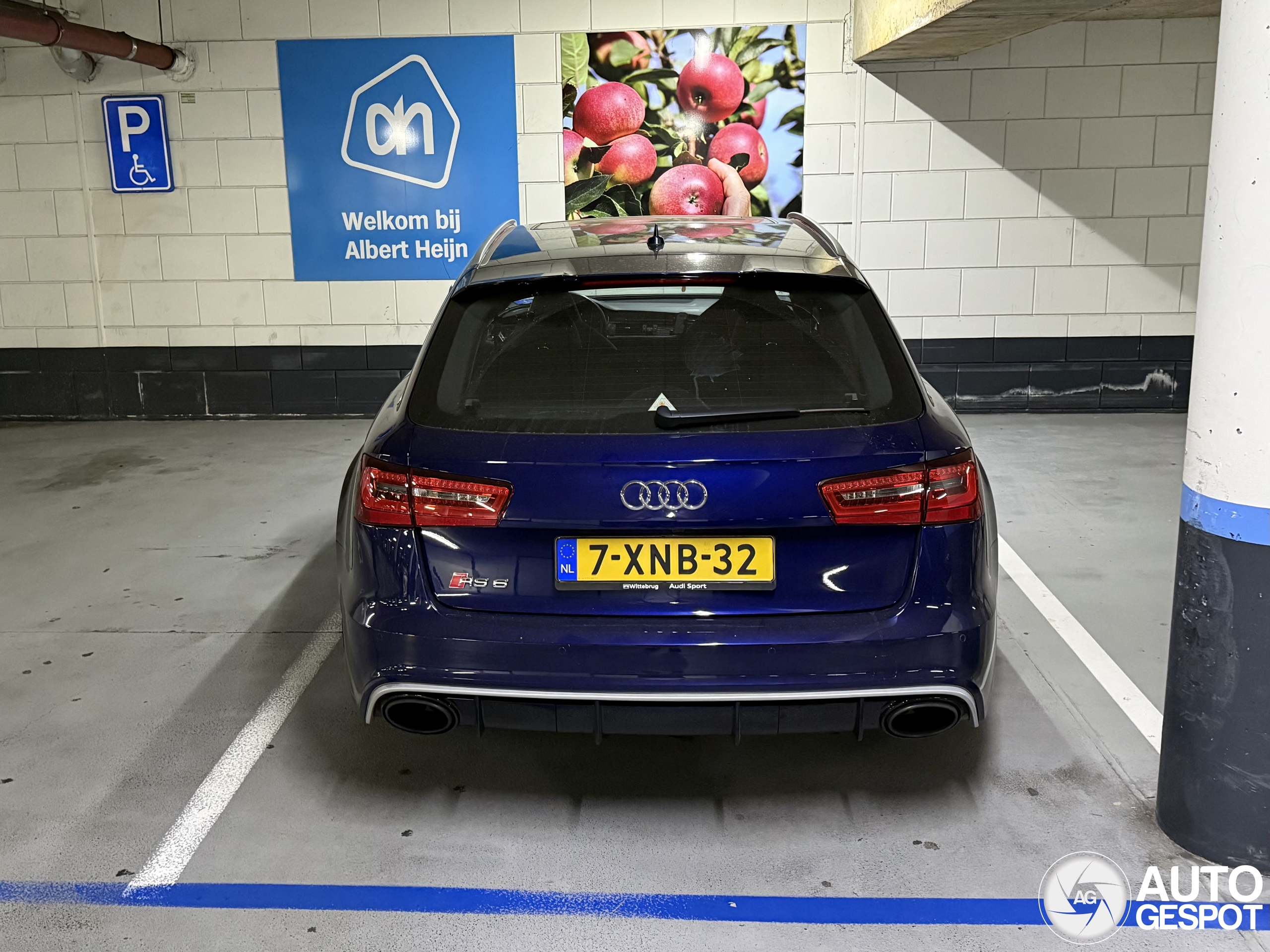 Audi RS6 Avant C7