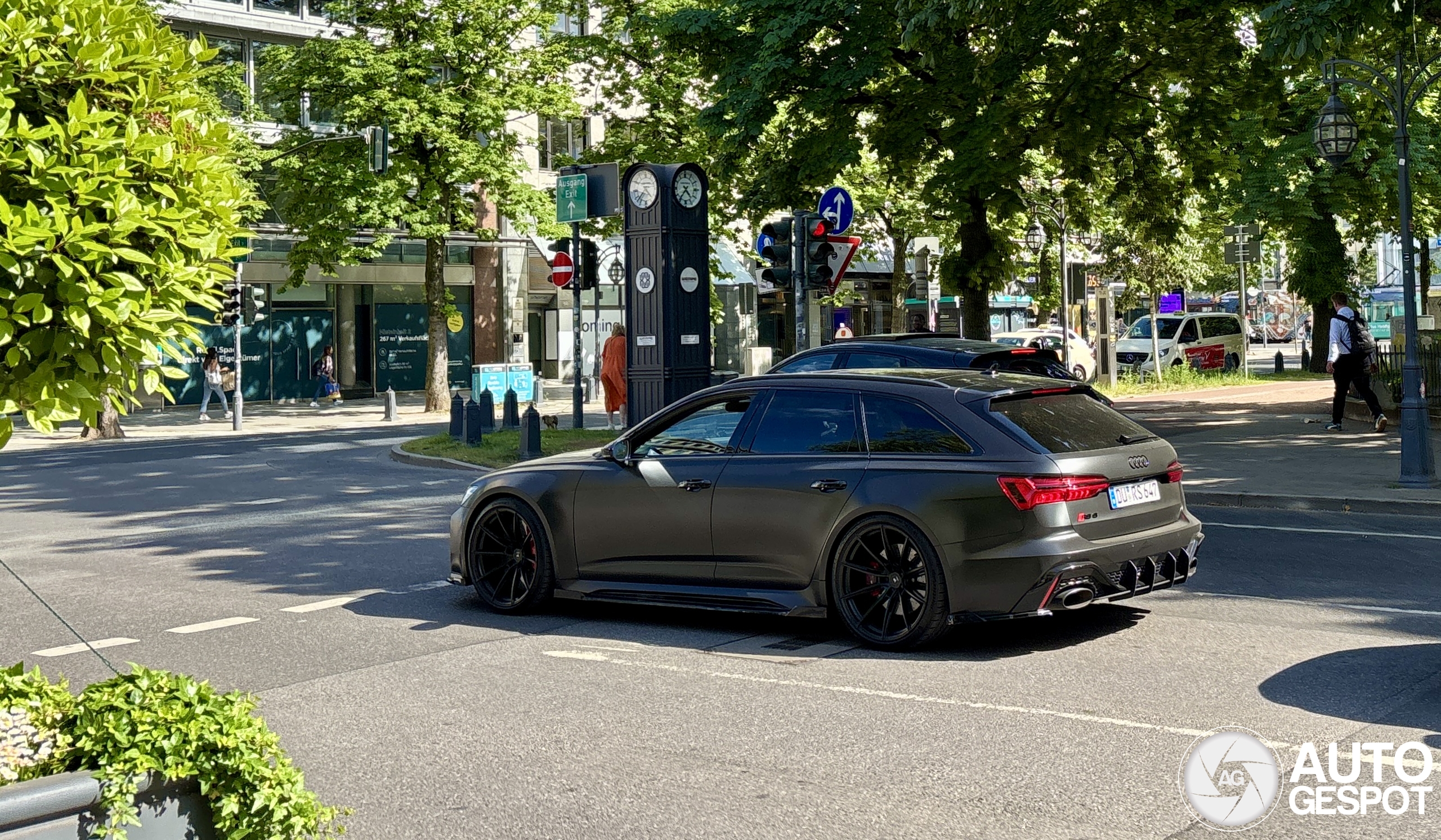 Audi RS6 Avant C8