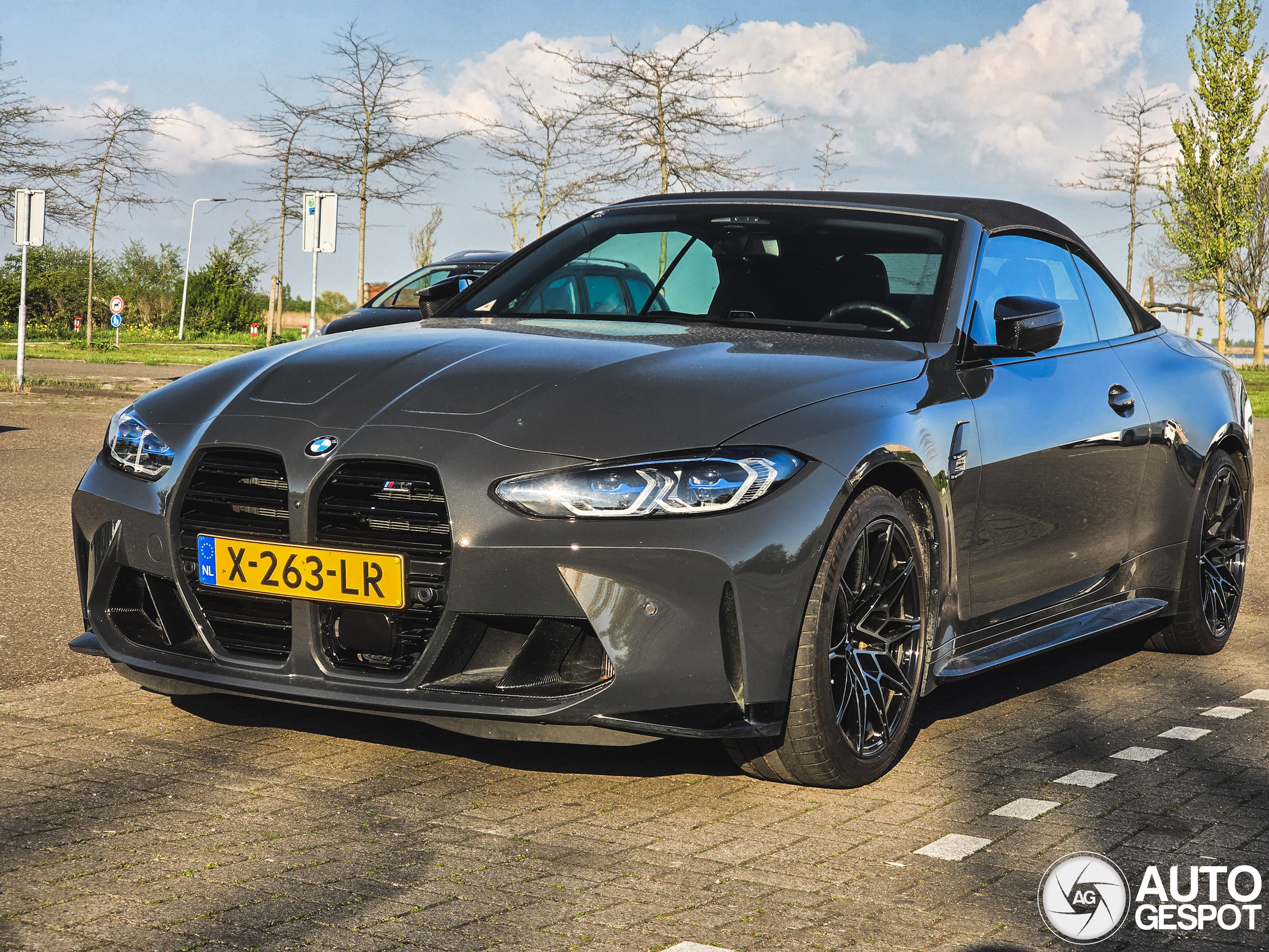 BMW M4 G83 Convertible Competition