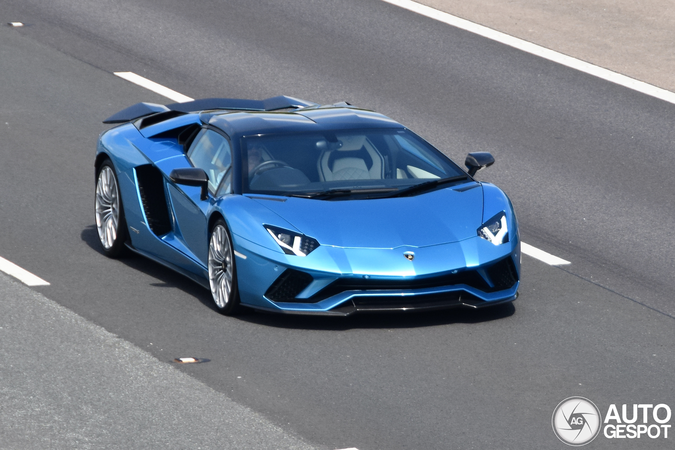 Lamborghini Aventador S LP740-4 Roadster