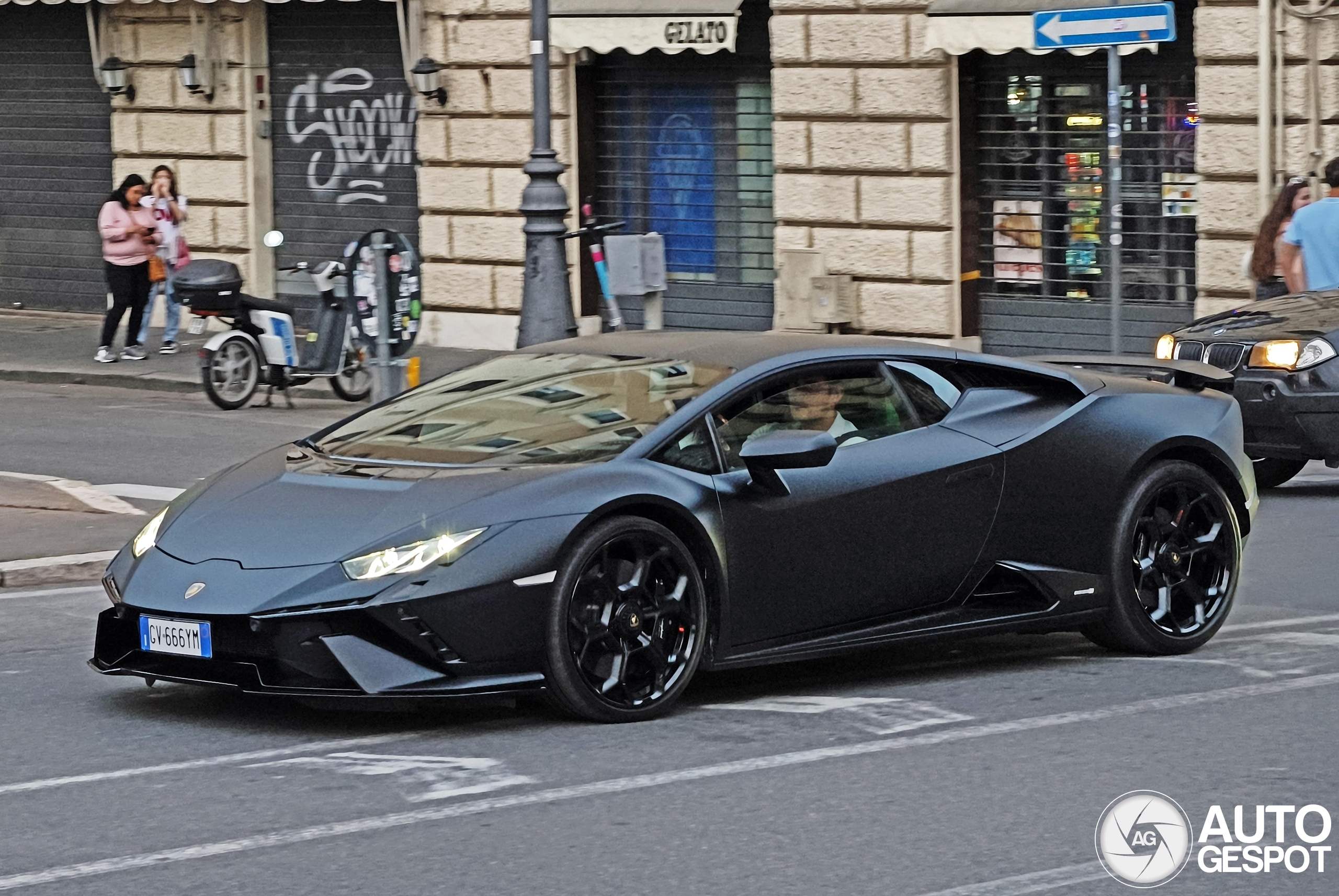 Lamborghini Huracán LP640-2 Tecnica