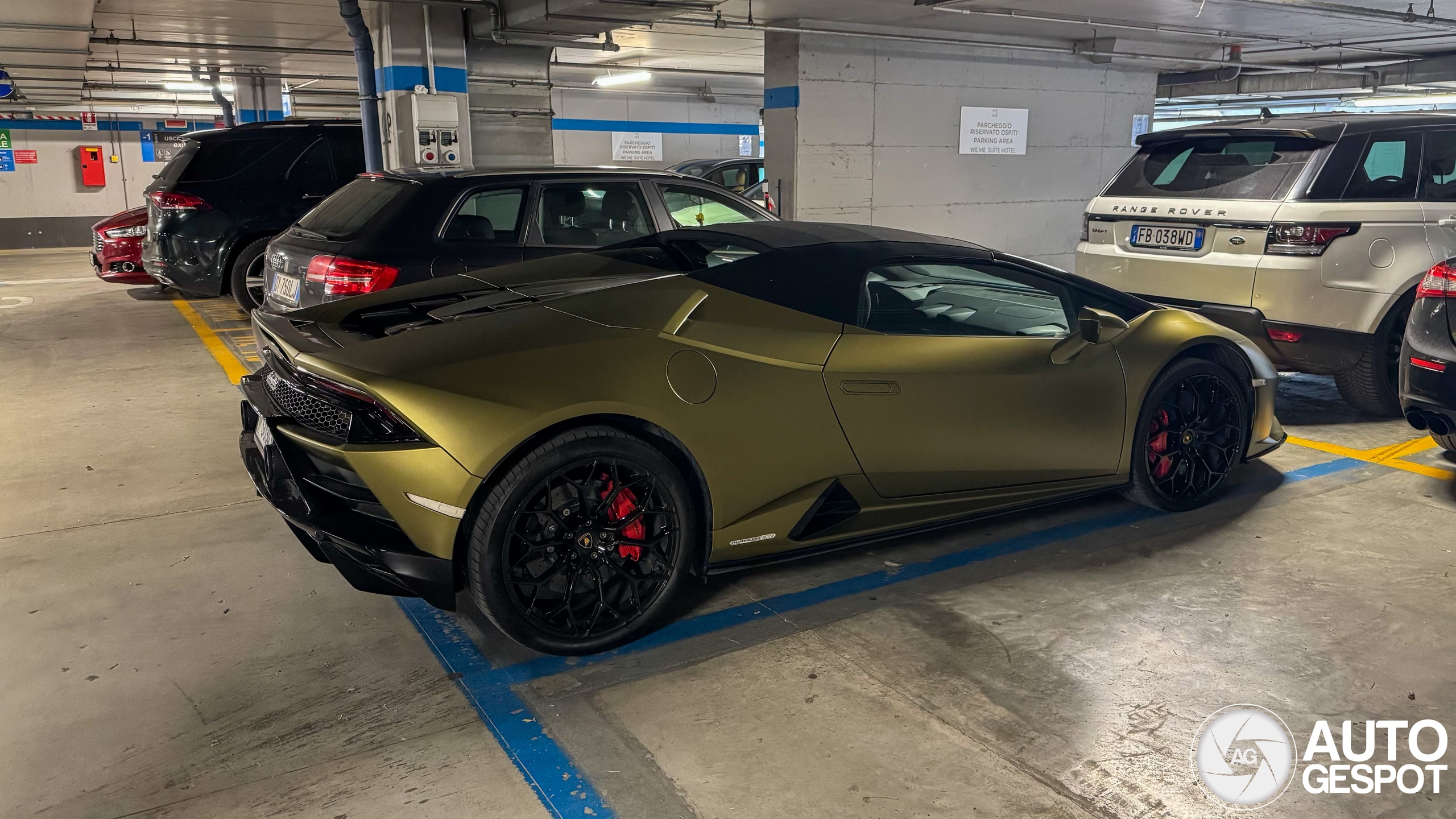 Lamborghini Huracán LP640-4 EVO Spyder