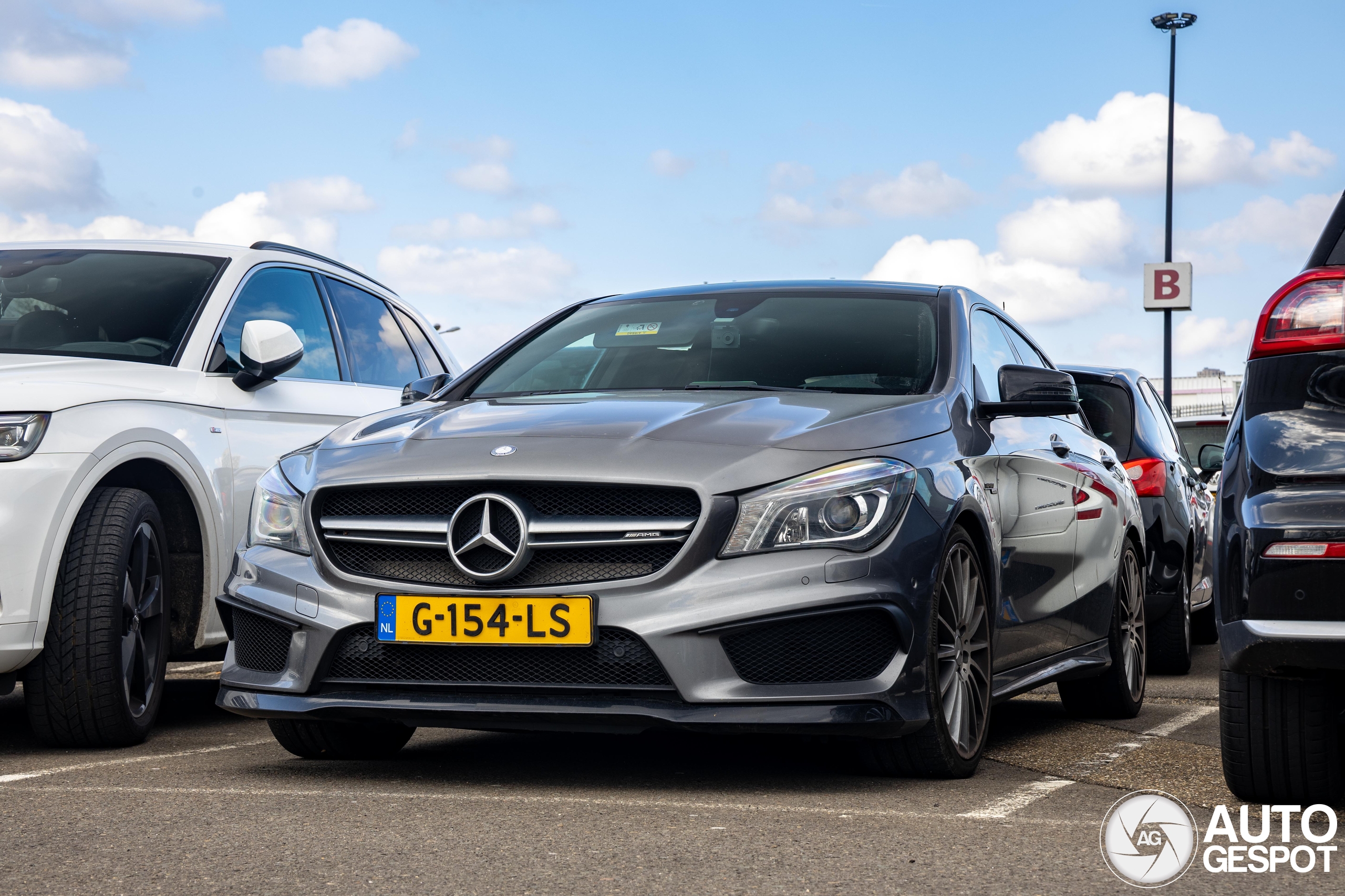 Mercedes-AMG CLA 45 Shooting Brake X117