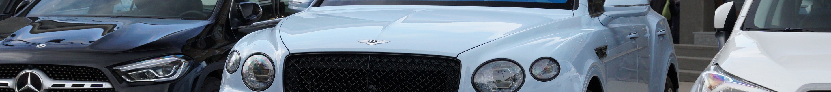 Bentley Bentayga V8 2021