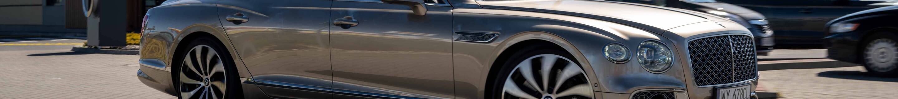 Bentley Flying Spur V8 2022 Mulliner
