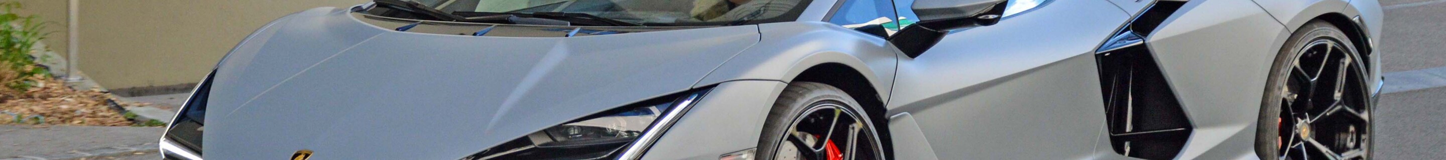 Lamborghini Revuelto