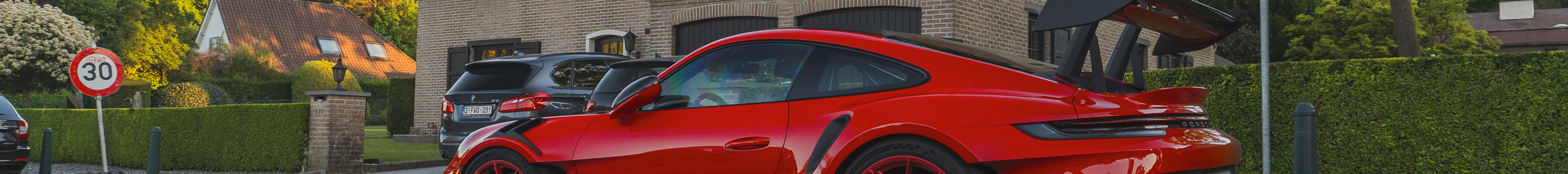 Porsche 992 GT3 RS Weissach Package