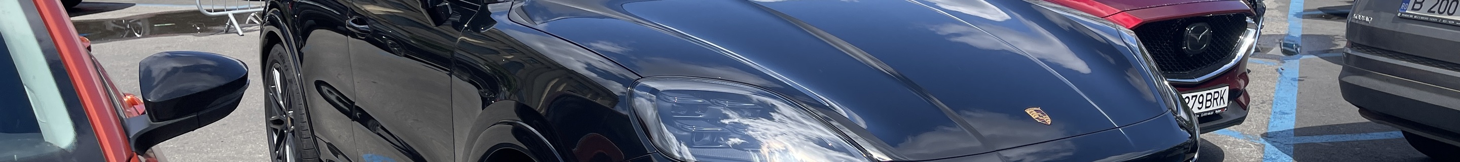 Porsche 9YA Cayenne GTS MkII