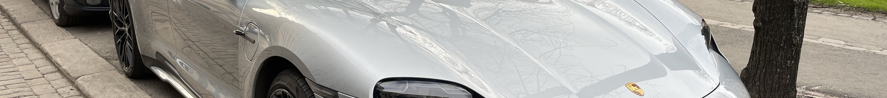 Porsche Taycan Turbo