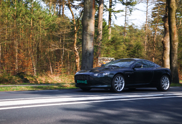 Aston Martin DB9