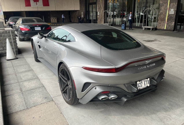 Aston Martin Vantage 2024