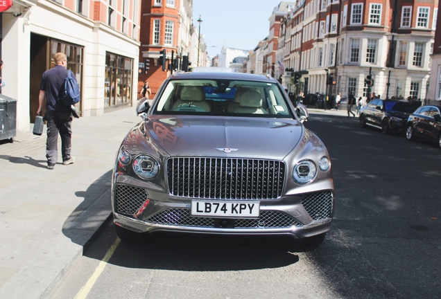 Bentley Bentayga Hybrid 2024
