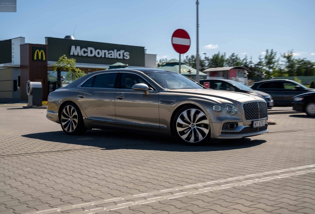Bentley Flying Spur V8 2022 Mulliner