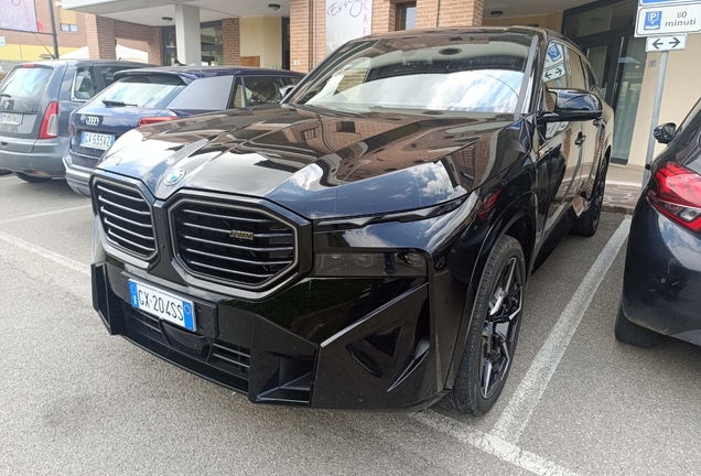 BMW XM G09