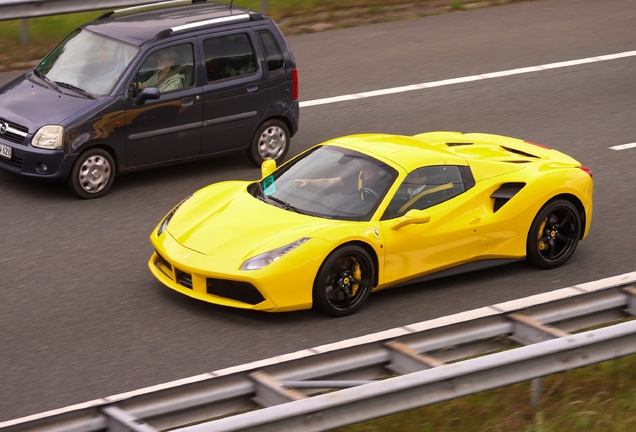 Ferrari 488 Spider