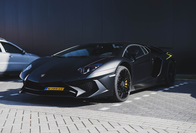 Lamborghini Aventador LP750-4 SuperVeloce