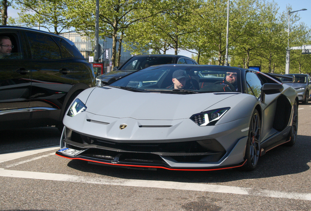 Lamborghini Aventador LP770-4 SVJ Roadster