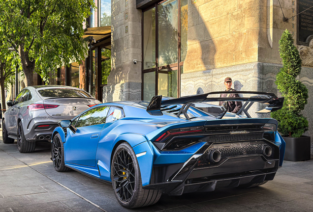 Lamborghini Huracán LP640-2 STO