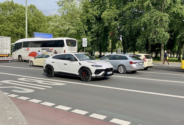 Lamborghini Urus Performante