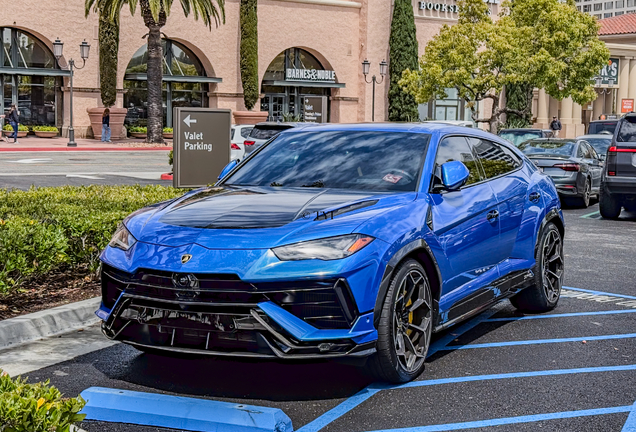 Lamborghini Urus Performante