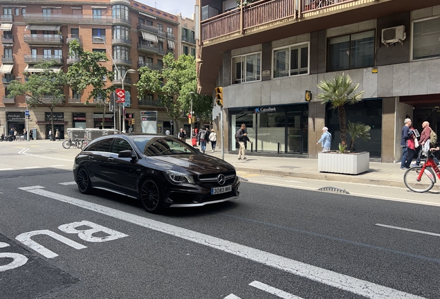 Mercedes-Benz CLA 45 AMG Shooting Brake