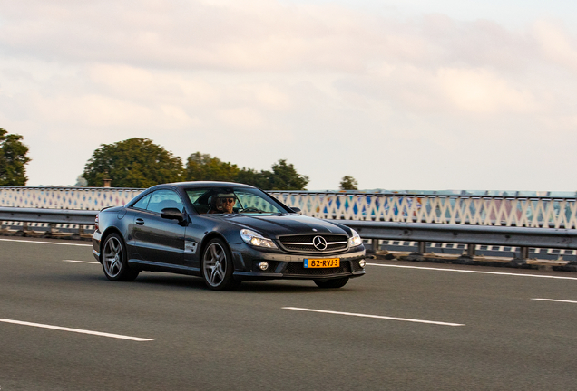Mercedes-Benz SL 63 AMG